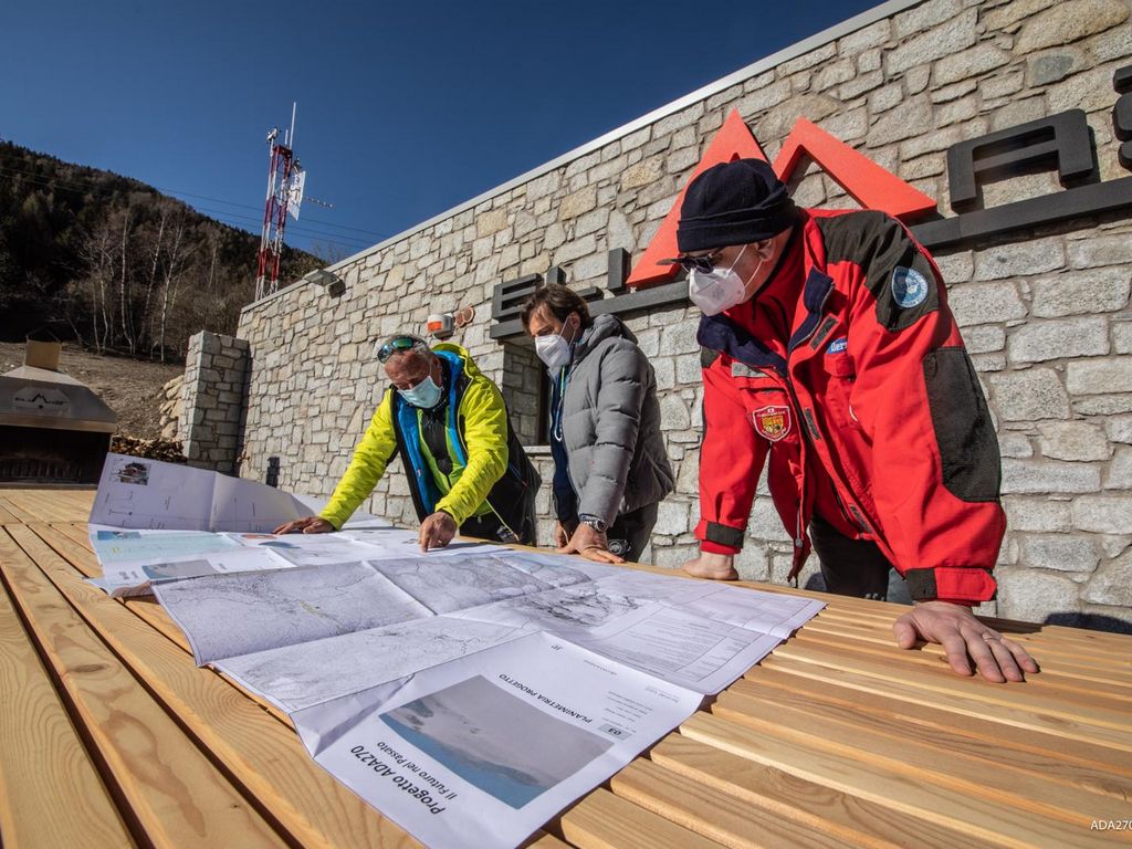 1d84fd71-2d0f-4252-b37e-37301a0b6aef