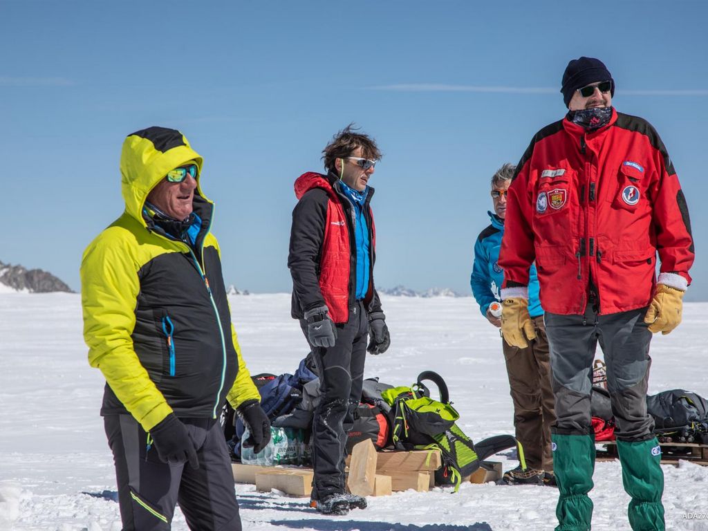 eff8f389-f35c-491a-b782-c3adaf6e691b